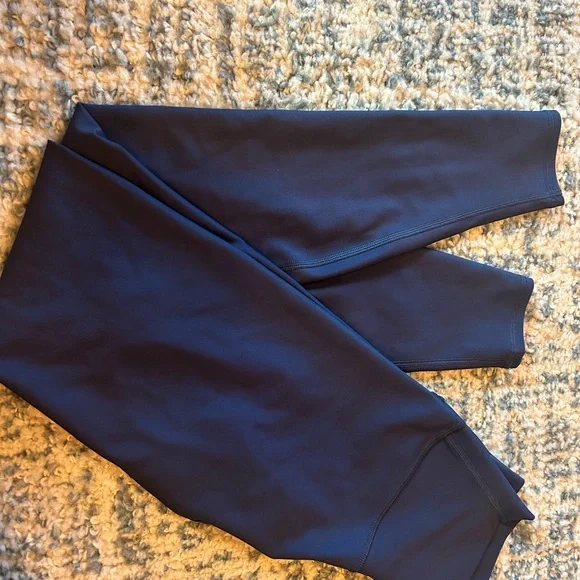 Alo Yoga Airlift Navy Leggings XS - Picture 3 of 3